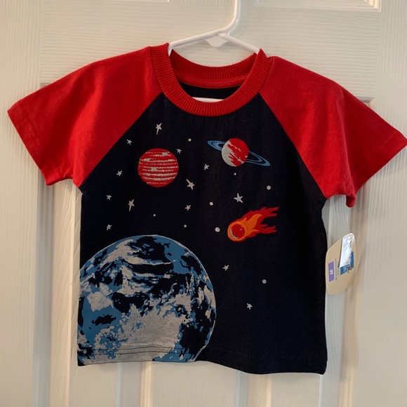 SPACE THEME Shorts/Top Set - 3T - Picture 2 of 5